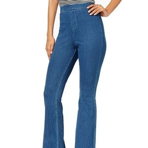 Hue High Waisted Denim Flare Medium Wash Legging